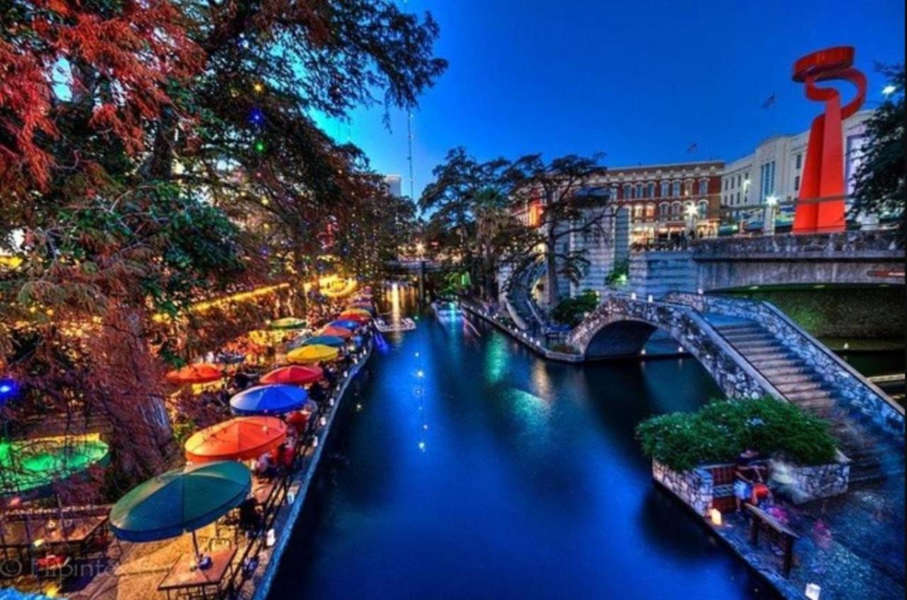 Cozy Downtown Guest House 2Br/1Ba Sleeps 8 San Antonio Buitenkant foto