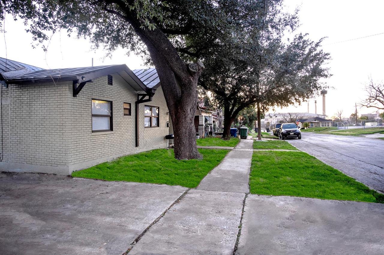 Cozy Downtown Guest House 2Br/1Ba Sleeps 8 San Antonio Buitenkant foto