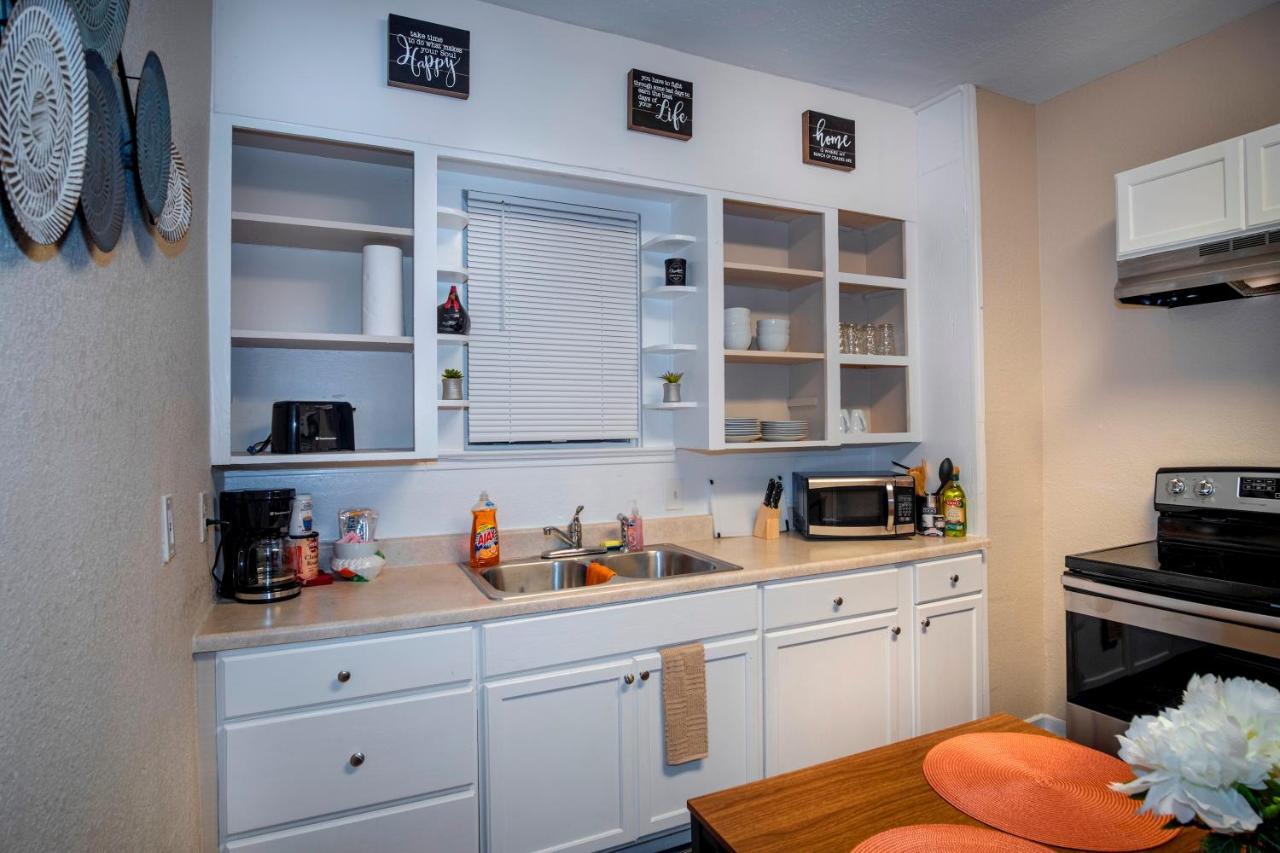 Cozy Downtown Guest House 2Br/1Ba Sleeps 8 San Antonio Buitenkant foto